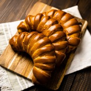 Рогаль с абрикосовым джемом - 2 изображение