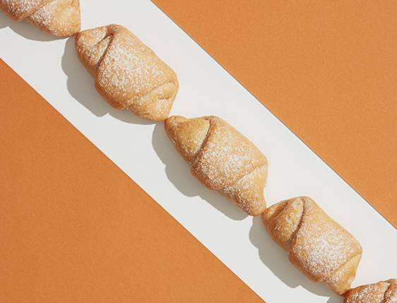 Рогалик с вишневой начинкой 1,0 кг - 2 изображение