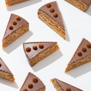 Торт &laquo;Вафельный Карамельный&raquo; - 4 изображение